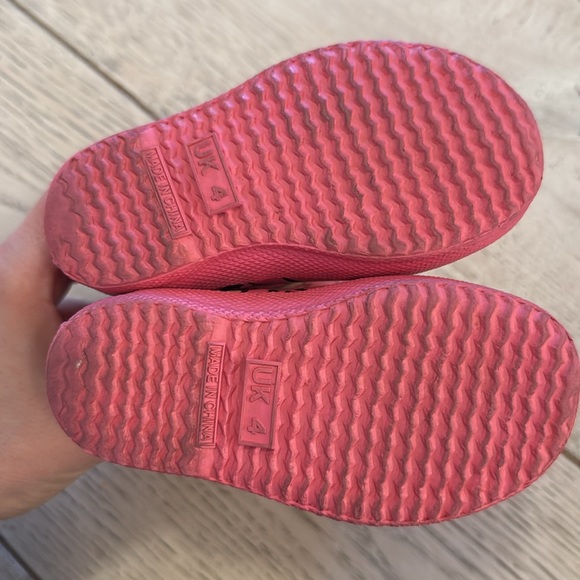 Youth Girl's Hunter First Classic Leopard Print Rain Boots Pink lil girl UK 4. - Picture 5 of 6